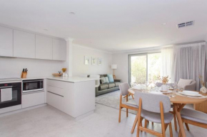 Maylands Riverside City Retreat
